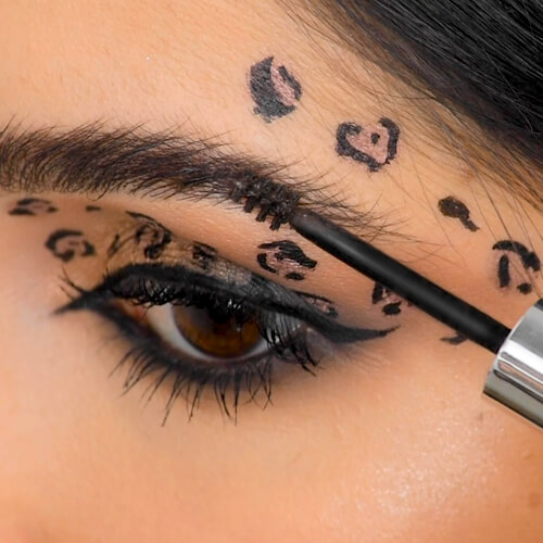 Maquillaje Leopardo Paso 9 ésika