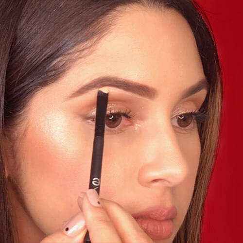 paso 04 cejas con sombras ésika