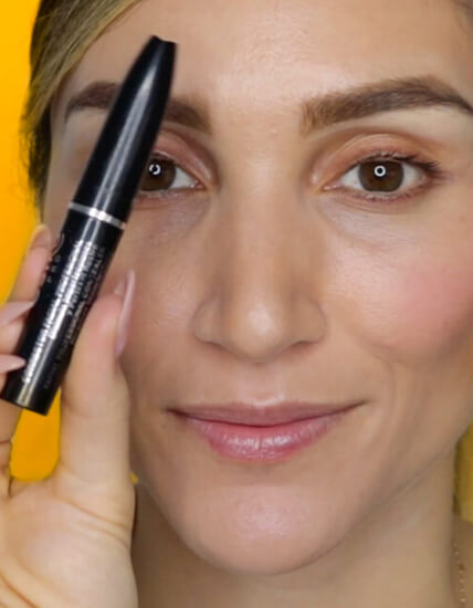 Corrector facial ésika