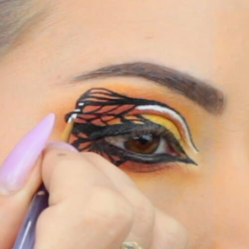 Maquillaje Mariposa Halloween ésika Paso 6
