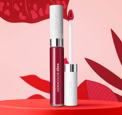 Labial líquido de larga duración color rojo