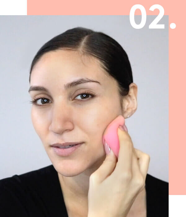 Ésika maquillaje para vestido negro con Maria Jose Sobarzo - Paso 2