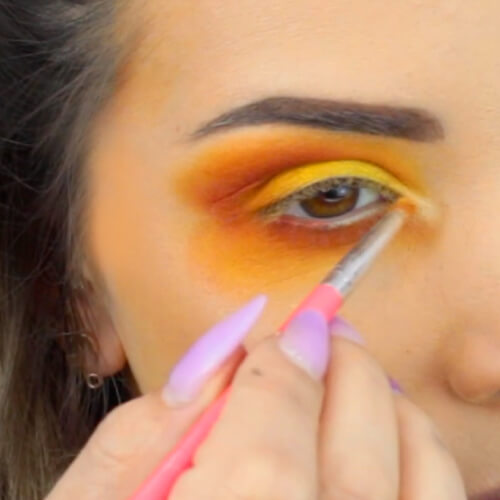 Maquillaje Mariposa Halloween ésika Paso 3